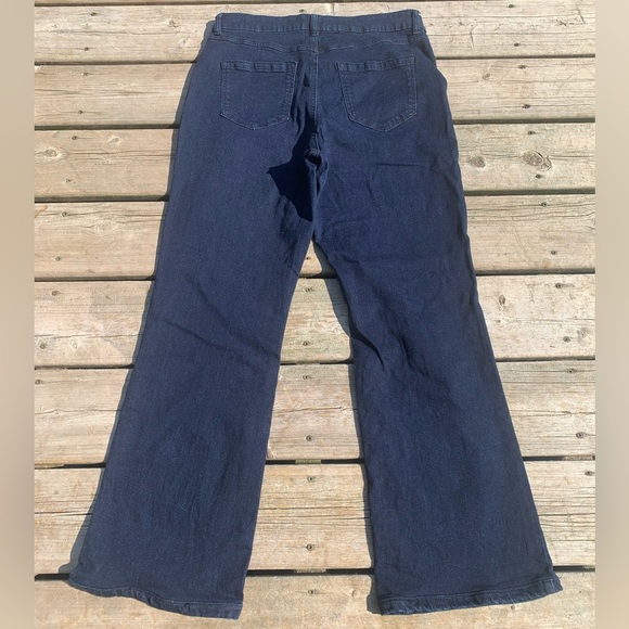 Laura Dark Wash Bootcut Jeans - Size 12 - Picture 3 of 8